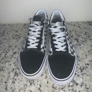 old skool checkered vans!!!
